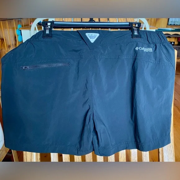 Columbia PFG Omni-shade black shorts XL - Picture 3 of 6